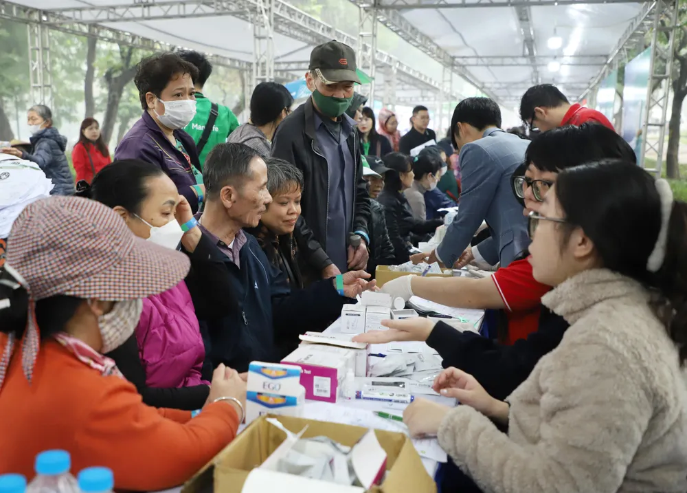 A large number of people received free health checkups at the event