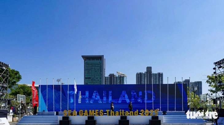 SEA Games trong lúc 'nhà có việc' - Ảnh 1.