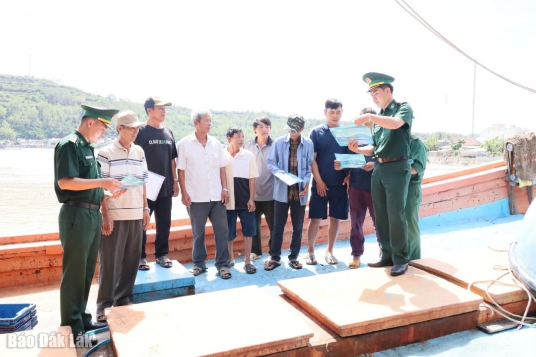 Border guards are intensifying their efforts to educate fishermen about regulations against IUU (Illegal, Unreported, and Unregulated) fishing.