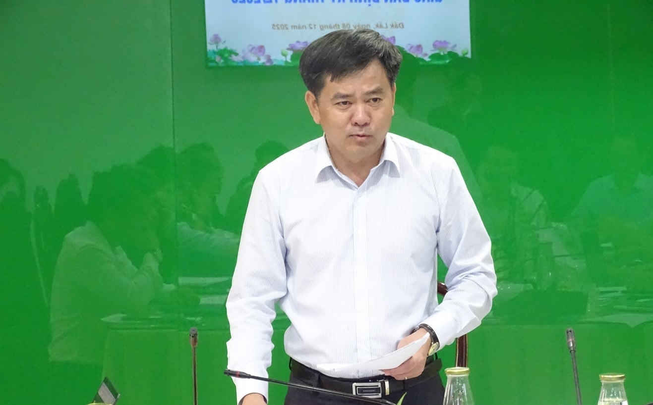 Bapak Nguyen Minh Huan, Direktur Dinas Pertanian dan Lingkungan Hidup Provinsi Dak Lak, berbicara di konferensi tersebut. Foto: Tuan Tran. Ông Nguyễn Minh Huấn, Giám đốc Sở NN-MT tỉnh Đắk Lắk phát biểu tại hội nghị. Ảnh: Tuấn Trần.
