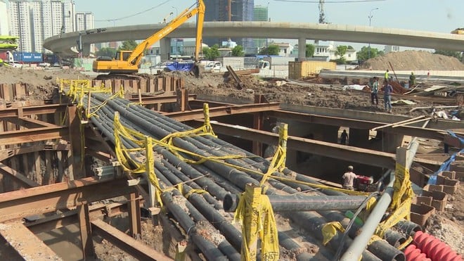 Cidade de Ho Chi Minh acelera o desembolso de capital de investimento público para projetos-chave - Foto 4. TP. Hồ Chí Minh tăng tốc giải ngân vốn đầu tư công các công trình trọng điểm- Ảnh 4.