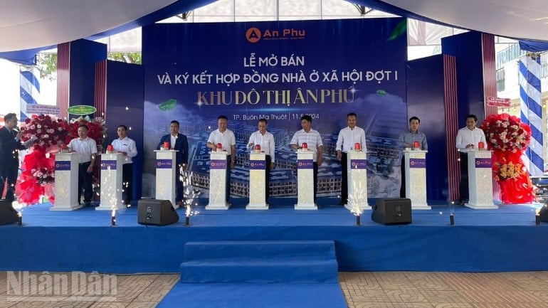 Ett företag kommer att lansera och teckna kontrakt för sociala bostäder i Dak Lak-provinsen under 2024. ndo_bl_img-0460-3852.jpg