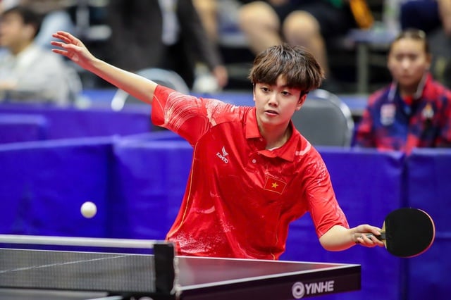 Vietnamese table tennis team couldn't spring a surprise against defending champions Thailand and Singapore - Photo 2. Bóng bàn Việt Nam không thể gây bất ngờ trước đương kim vô địch Thái Lan, Singapore- Ảnh 2.
