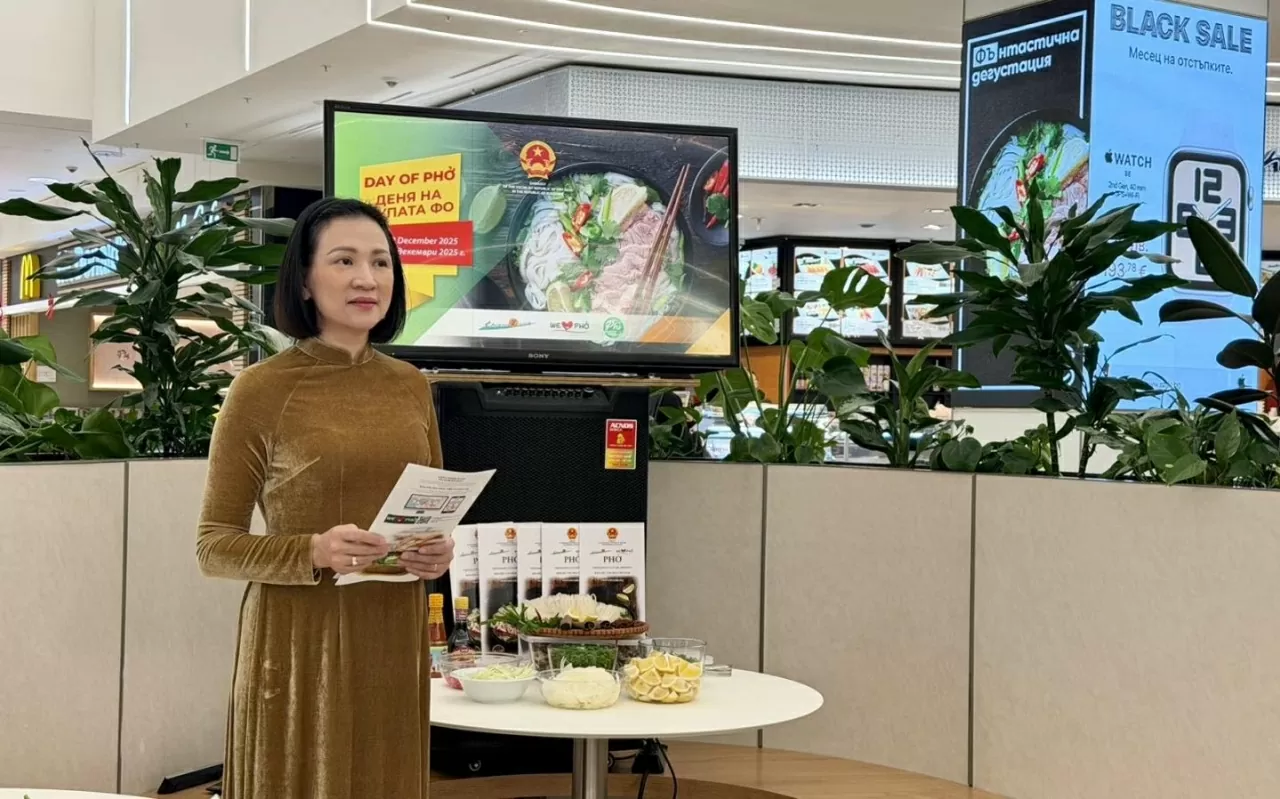 ទិវាហូបផូវៀតណាមលើកដំបូងនៅប៊ុលហ្គារីគឺជាព្រឹត្តិការណ៍ដ៏រស់រវើកនិងរំភើបមួយ។ Sôi nổi Ngày Phở Việt Nam đầu tiên tại Bulgaria