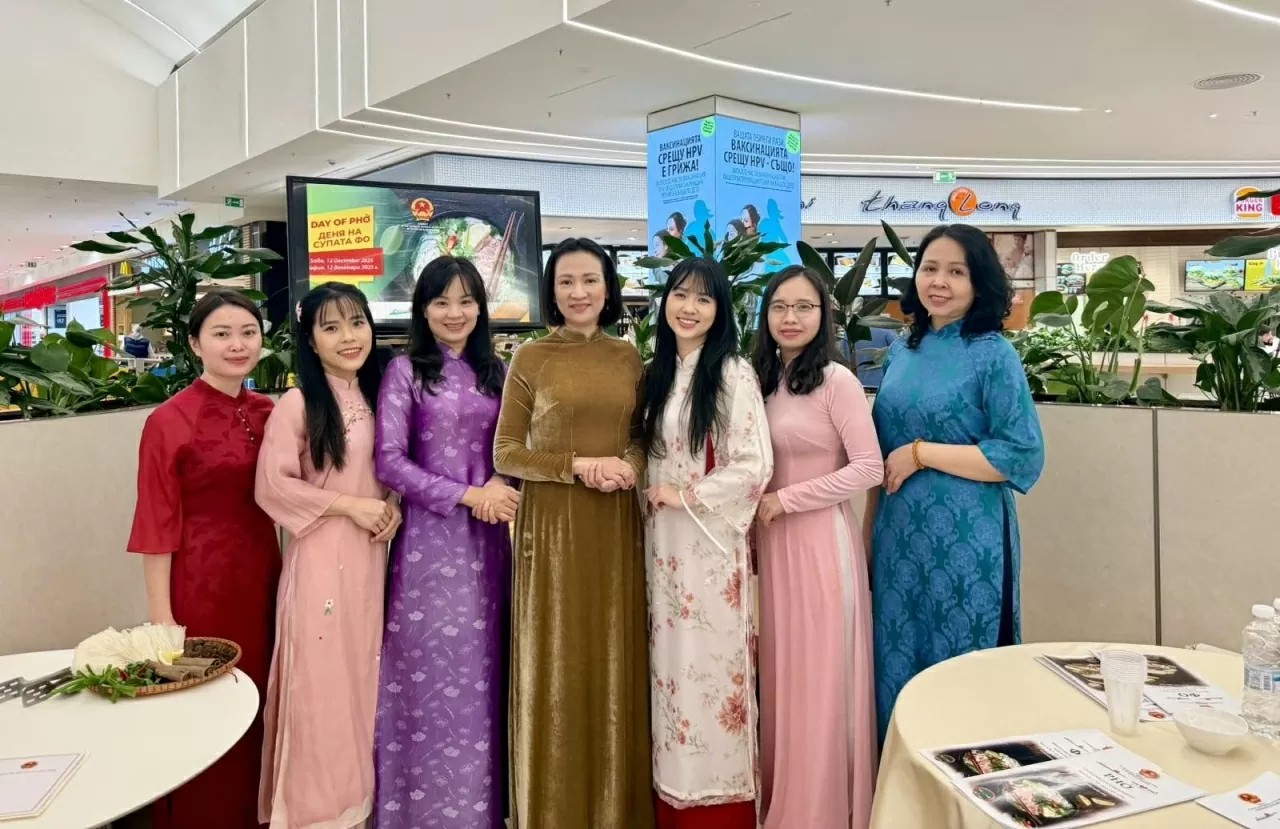 ទិវាហូបផូវៀតណាមលើកដំបូងនៅប៊ុលហ្គារីគឺជាព្រឹត្តិការណ៍ដ៏រស់រវើកនិងរំភើបមួយ។ Sôi nổi Ngày Phở Việt Nam đầu tiên tại Bulgaria