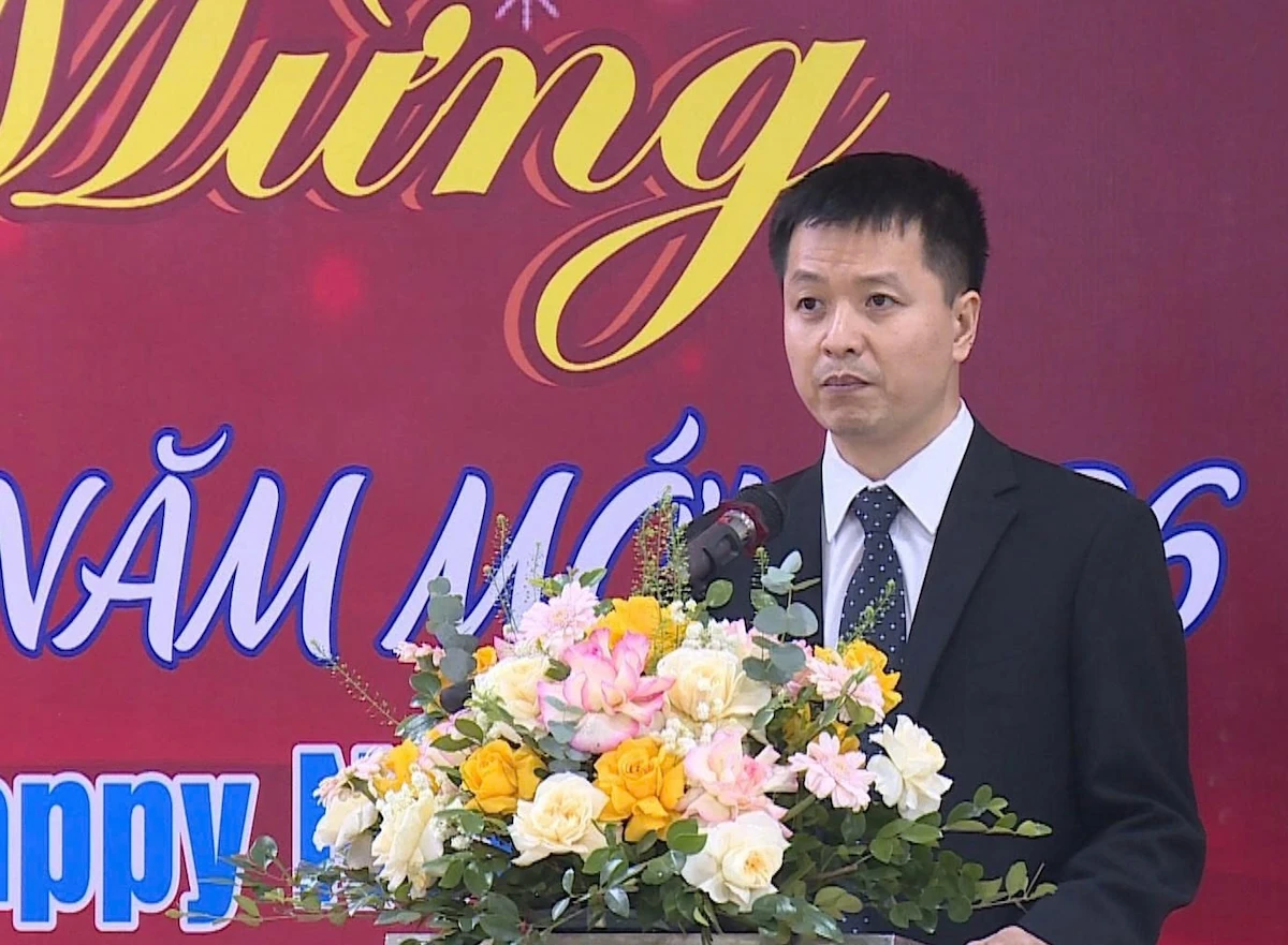 Phường Hạc Thành gặp mặt các chức sắc công giáo nhân dịp Giáng sinh 2025