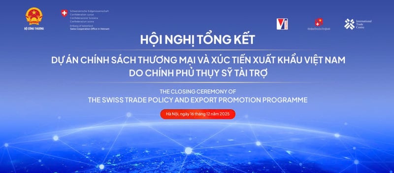 Industri- og handelsdepartementet organiserte konferansen i samarbeid med den sveitsiske ambassaden i Vietnam for å oppsummere Vietnams handelspolitikk og eksportfremmeprosjekt.