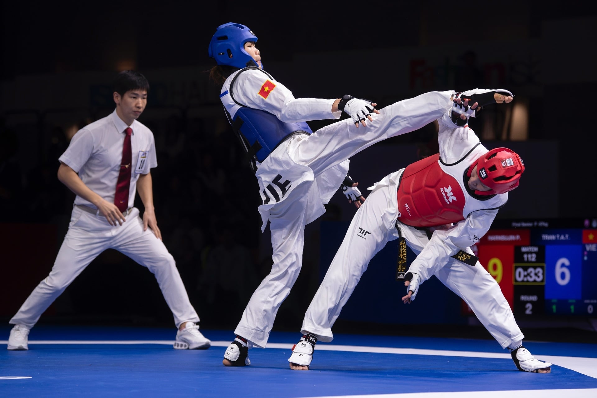 11 évnyi megerőltető edzés után Anh Tuyet dicsőséges győzelemmel szerezte meg harmadik SEA Games aranyérmét - 8