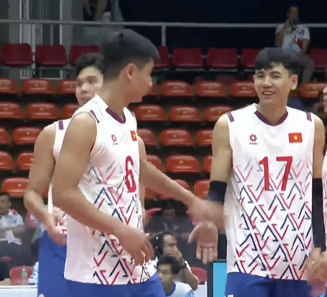 Đội tuyển bóng chuyền nam Việt Nam ra quân suôn sẻ: Thắng Lào chớp nhoáng 3-0- Ảnh 1.