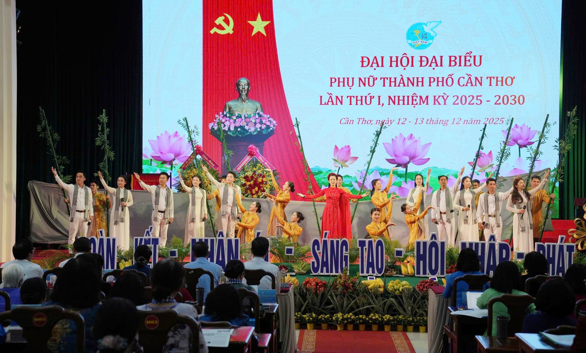 Chủ tịch Hội LHPN Việt Nam Nguyễn Thị Tuyến dự Đại hội đại biểu Phụ nữ TP Cần Thơ - Ảnh 5.