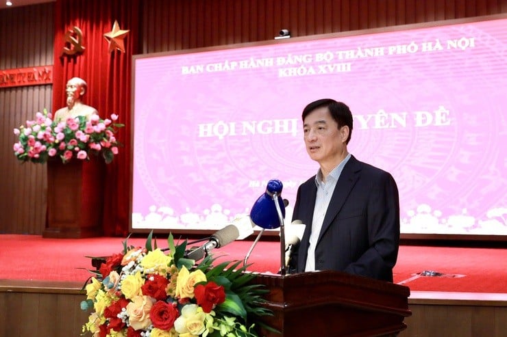 Hanoi godkjenner investeringsplan for strategiske prosjekter i sør og langs Den røde elv-aksen. Hà Nội thống nhất chủ trương đầu tư dự án chiến lược phía Nam và trục sông Hồng