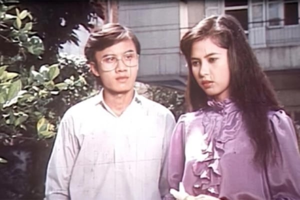 Thuy Tien z filmu 'Hořká chuť lásky' v 90. letech: Ohromující kráska v 53 letech, klidné manželství s 'králem luxusních značek' - Foto 5. Thủy Tiên 'Vị đắng tình yêu' thập niên 90: Ngỡ ngàng nhan sắc tuổi 53, hôn nhân bình yên bên 'vua hàng hiệu' - Ảnh 5.