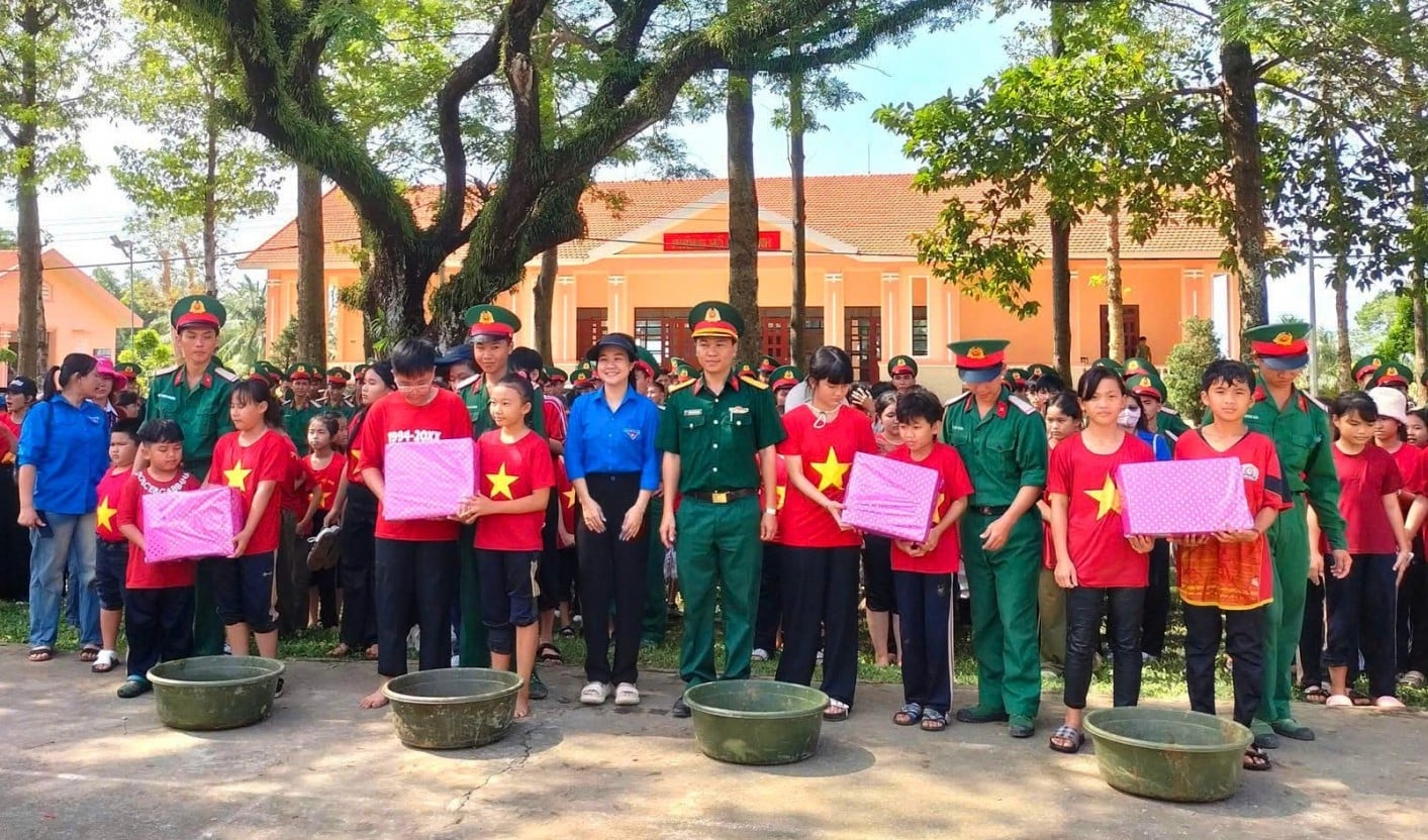 យុវជនជិត ១៥០ នាក់មកពីសង្កាត់តូចូវ បានទទួលបទពិសោធន៍