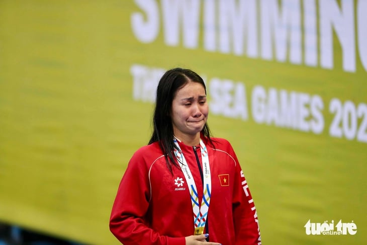 Lãnh đạo nói gì khiến Mỹ Tiên bật khóc sau khi nhận HCB SEA Games 33? - Ảnh 9.
