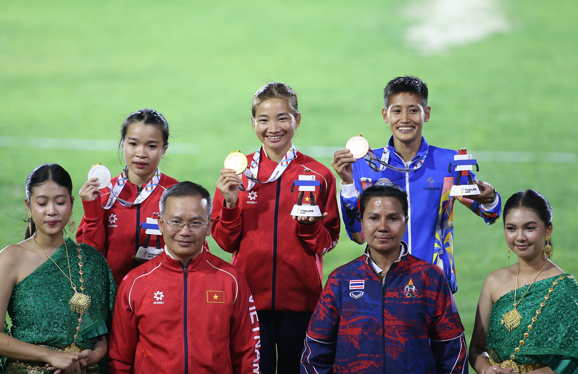 nguyen thi oanh 43.JPG