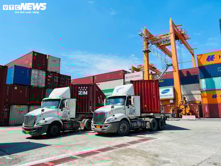 Avec la résolution 98 amendée, Hô Chi Minh-Ville assumera également une responsabilité accrue en matière de promotion de la croissance et de diffusion du développement dans toute la région. (Photo : Tung Quan)