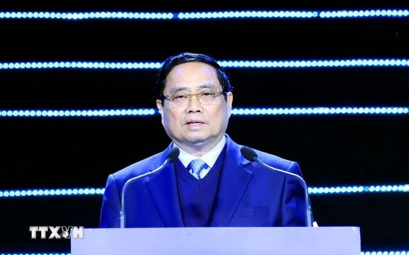 Statsminister Pham Minh Chinh var til stede og holdt en hovedtale. (Foto: VNA) Thủ tướng Phạm Minh Chính tới dự và phát biểu chỉ đạo. (Ảnh: TTXVN)