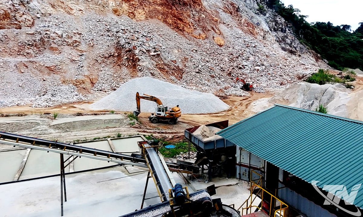 ក្រុមហ៊ុន ហួងណាំ លីមីតធីត (ឃុំ ចូ ដន) គ្រប់គ្រងយ៉ាងតឹងរ៉ឹងនូវដំណើរការទាំងមូលនៃការប្រើប្រាស់គ្រឿងផ្ទុះឧស្សាហកម្មក្នុងការជីកយកថ្ម ដើម្បីកាត់បន្ថយហានិភ័យ និងធានាសុវត្ថិភាពផលិតកម្ម។