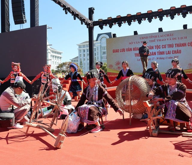 Utveckla samhällsbaserad turism utifrån det rika kulturarvet hos den etniska gruppen Lu i Lai Chau - Foto 1. Phát triển du lịch cộng đồng từ kho tàng văn hóa dân tộc Lự ở Lai Châu- Ảnh 1.