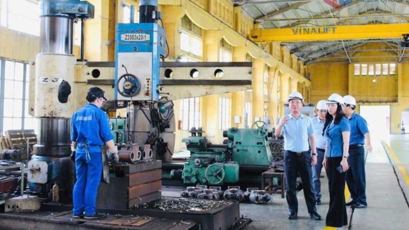 Vinacomins vetenskaps- och teknikföretag gör genombrott tack vare digital transformation (Foto: Center for Science and Technology Application and Innovation)