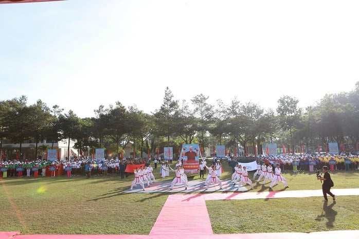 Binh Duong Ward Sports Festival: Det första stora sportevenemanget - Foto 9. Đại hội Thể dục thể thao phường Bình Dương: Sự kiện thể thao lớn đầu tiên - Ảnh 9.