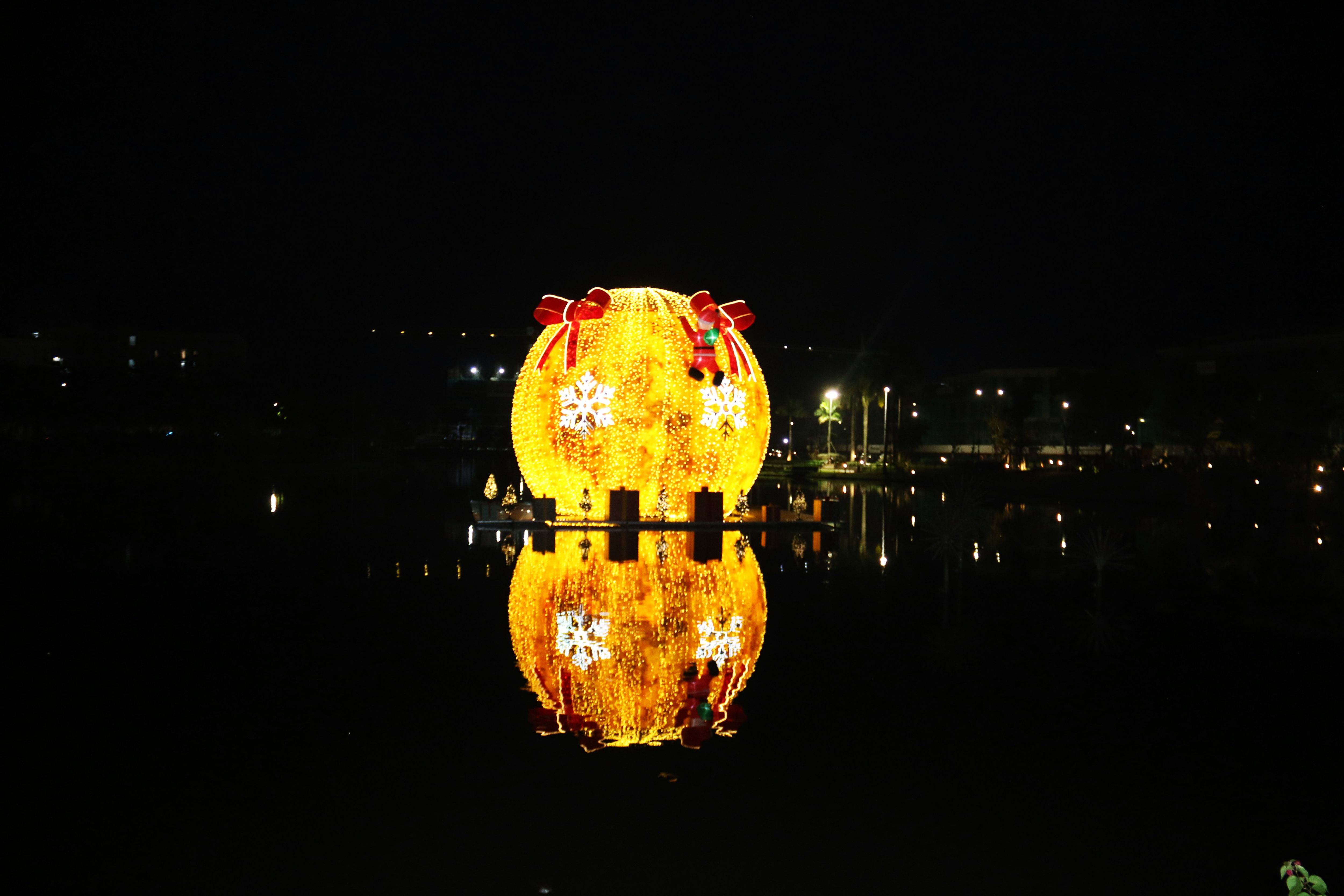 Många fritidsaktiviteter finns tillgängliga i Nam Long II urbana område.