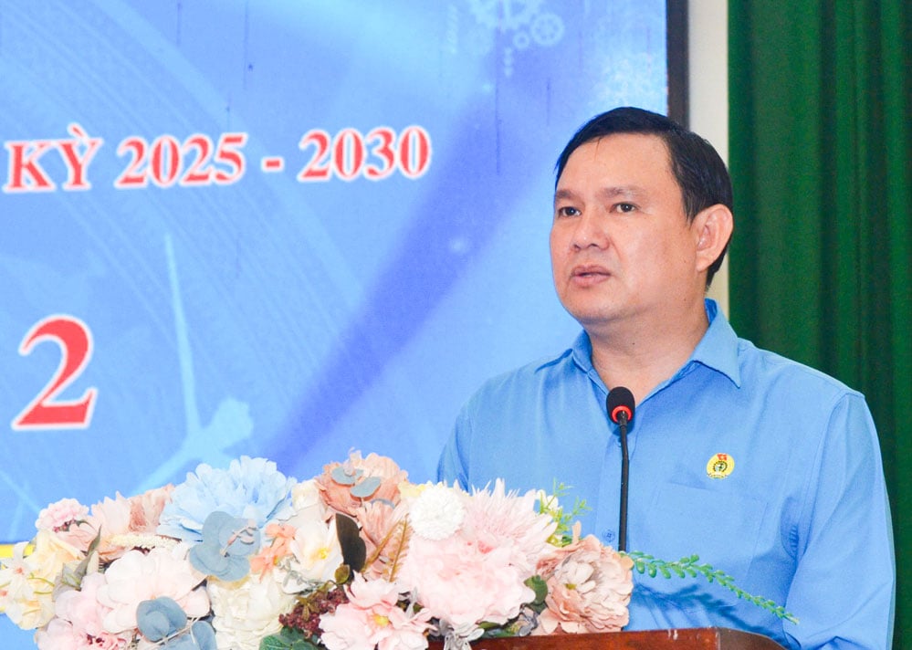 Đồng chí Nguyễn Phúc Linh phát biểu tại Tổ thảo luận số 2. Ảnh: TRẦN QUỐC