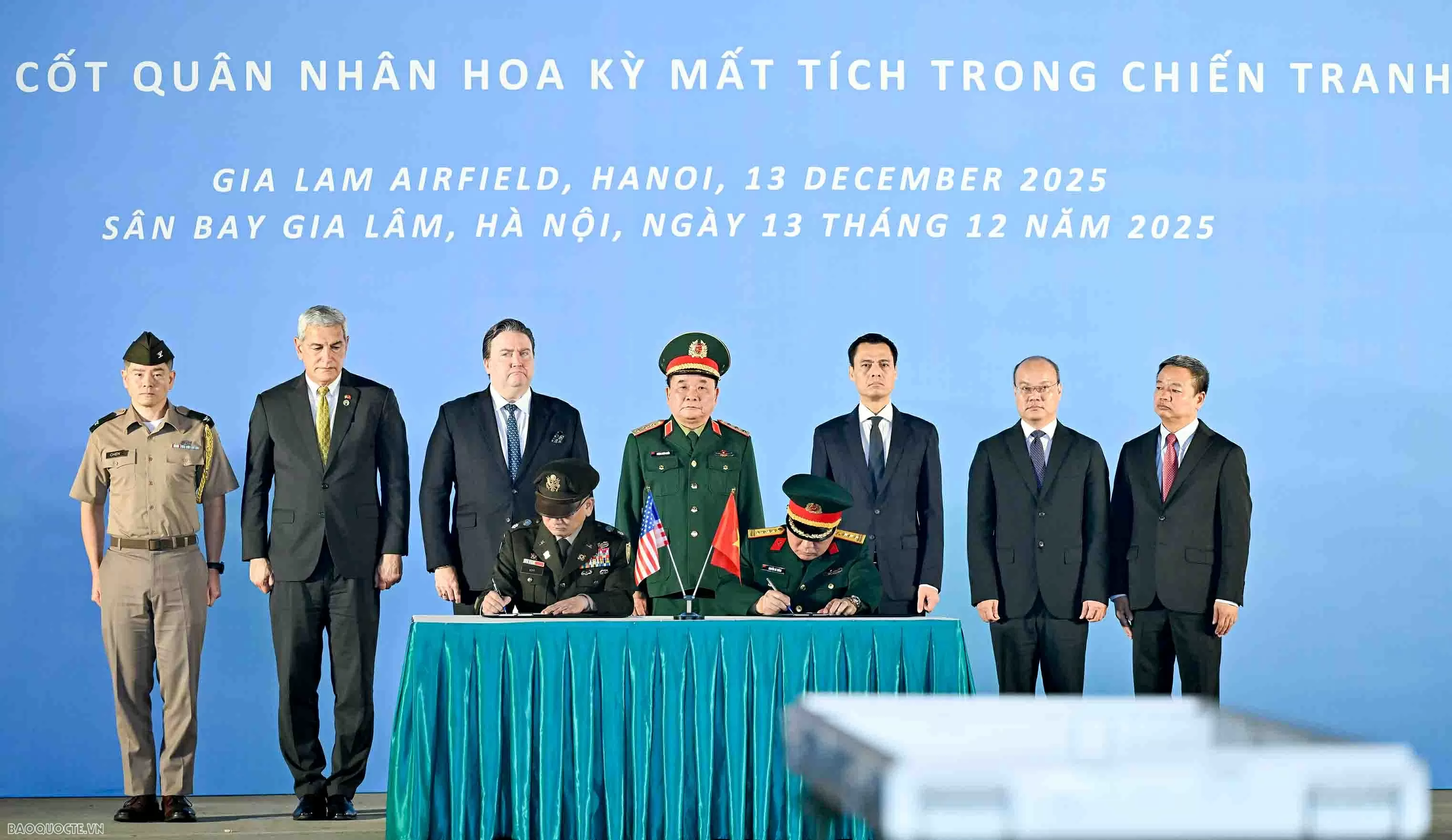 Continuing the repatriation of remains of U.S. servicemen. Tiếp tục trao trả hài cốt quân nhân Hoa Kỳ