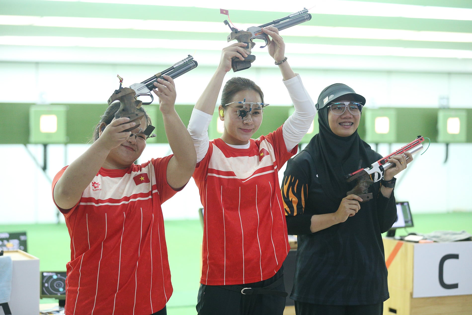 ترین تو وین ۲.JPG