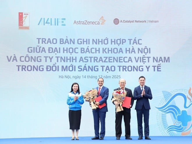 Smart hälsovård levererar högkvalitativa tjänster precis där människor bor - Foto 3. Y tế thông minh đưa dịch vụ chất lượng cao đến tận nơi người dân sinh sống- Ảnh 3.