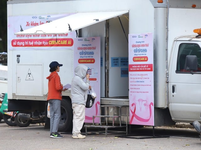 Smart hälsovård levererar högkvalitativa tjänster precis där människor bor - Foto 9. Y tế thông minh đưa dịch vụ chất lượng cao đến tận nơi người dân sinh sống- Ảnh 9.