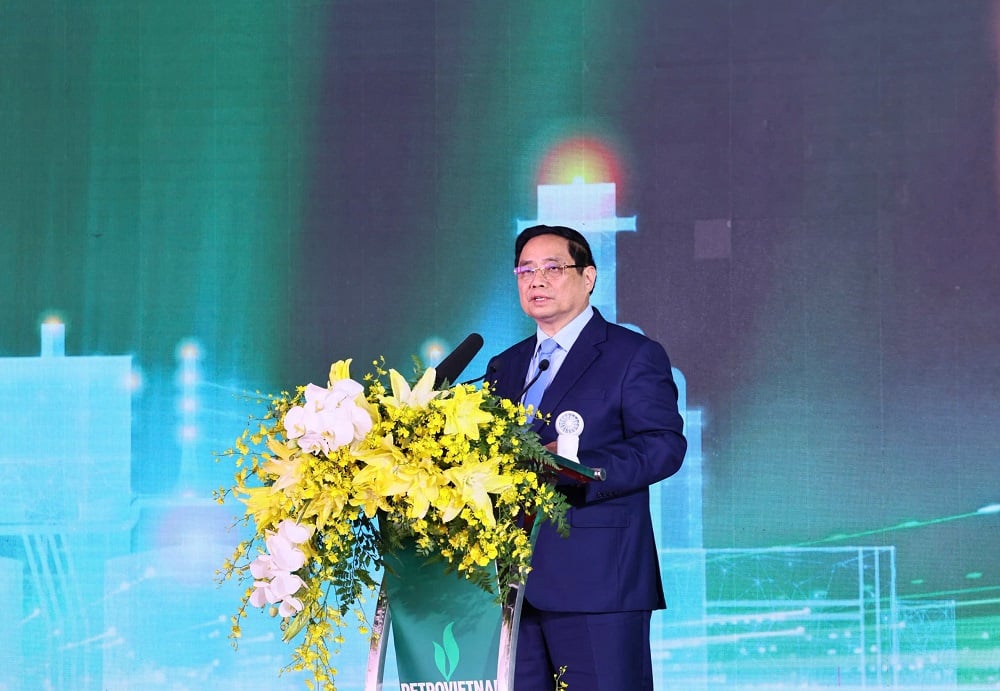 Premiärminister Pham Minh Chinh talar vid projektets invigningsceremoni. Foto: Cong Nghia