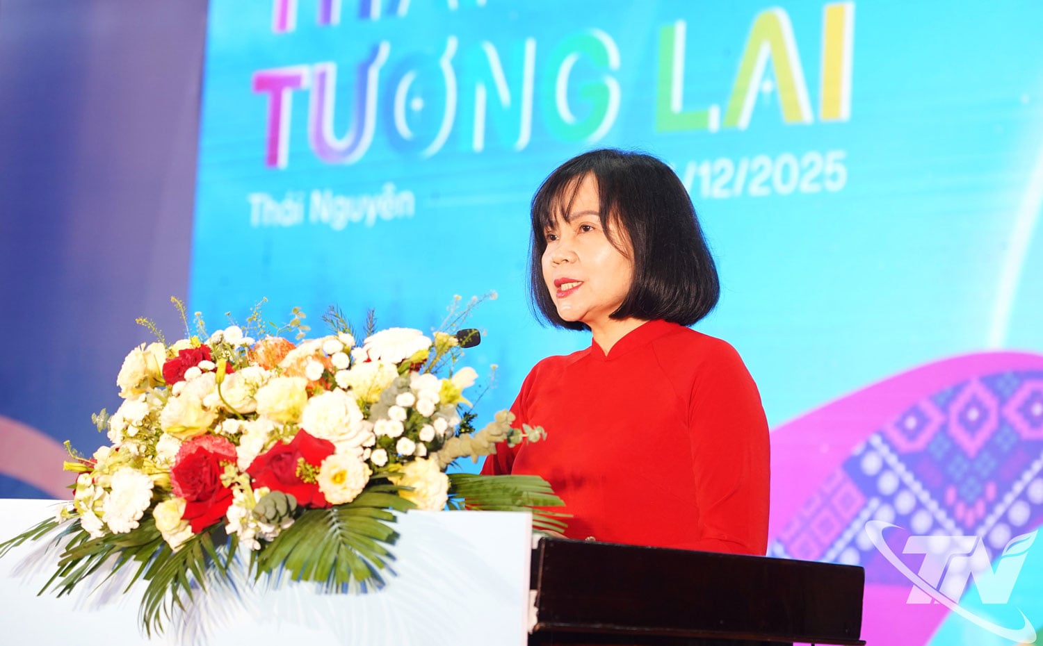 Fru Nguyen Thi Tuyet, chef för Vietnams fosterlandsfrontsmuseum och Vietnams kvinnomuseum, höll programmets inledningsanförande.