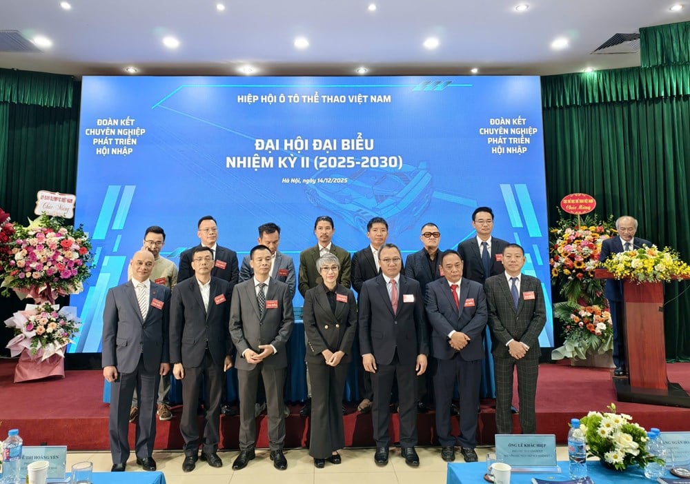 M. Vuong Bich Thang conserve son poste de président de la Fédération vietnamienne des sports mécaniques - photo 4