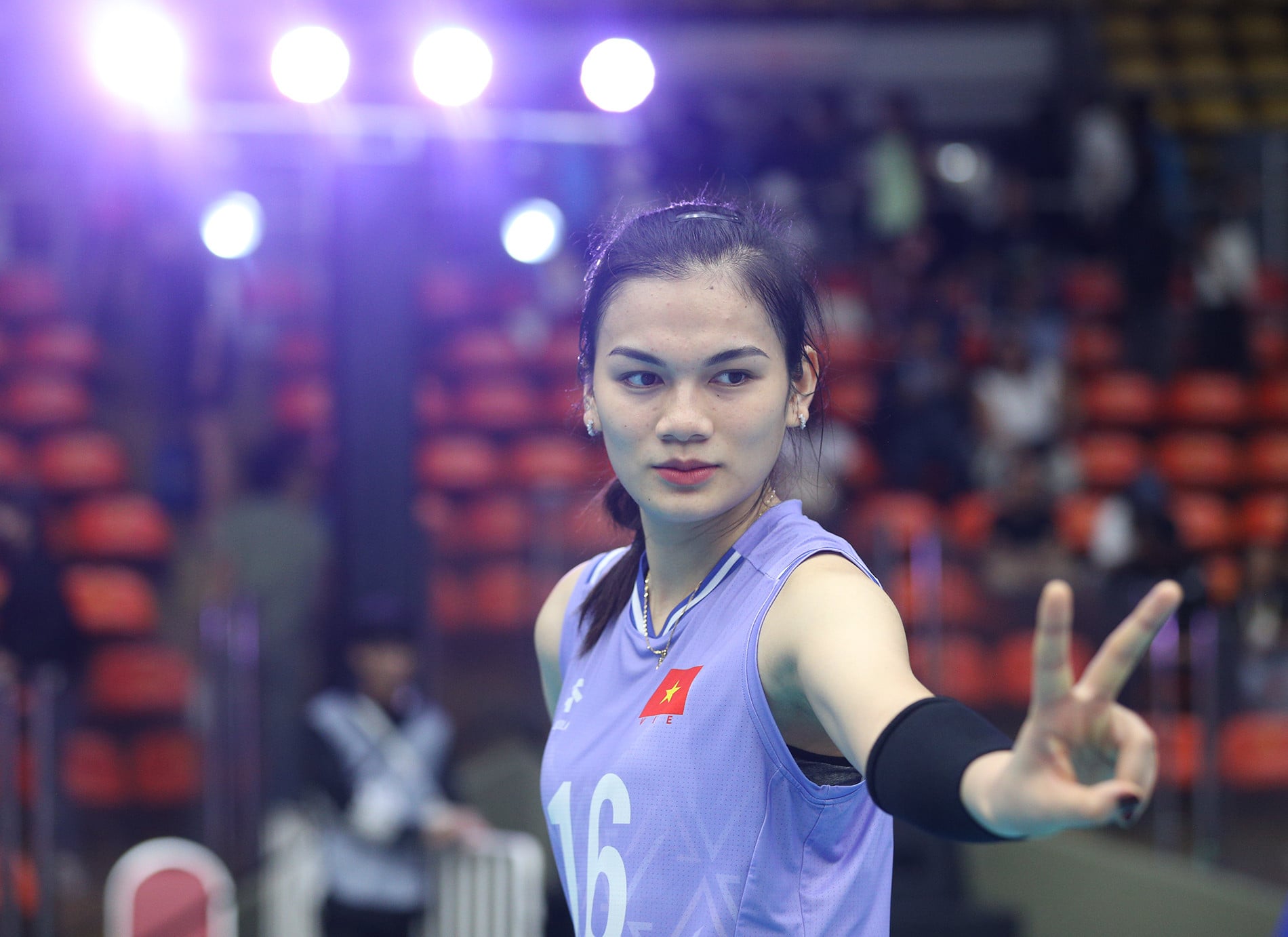Echipa feminină de volei a Vietnamului, Filipine 56.JPG