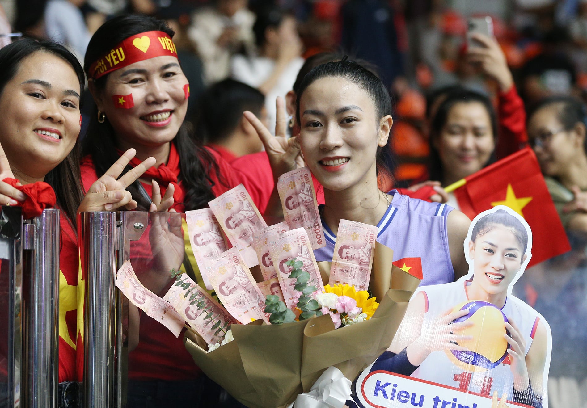 Echipa feminină de volei a Vietnamului, Filipine 5.JPG