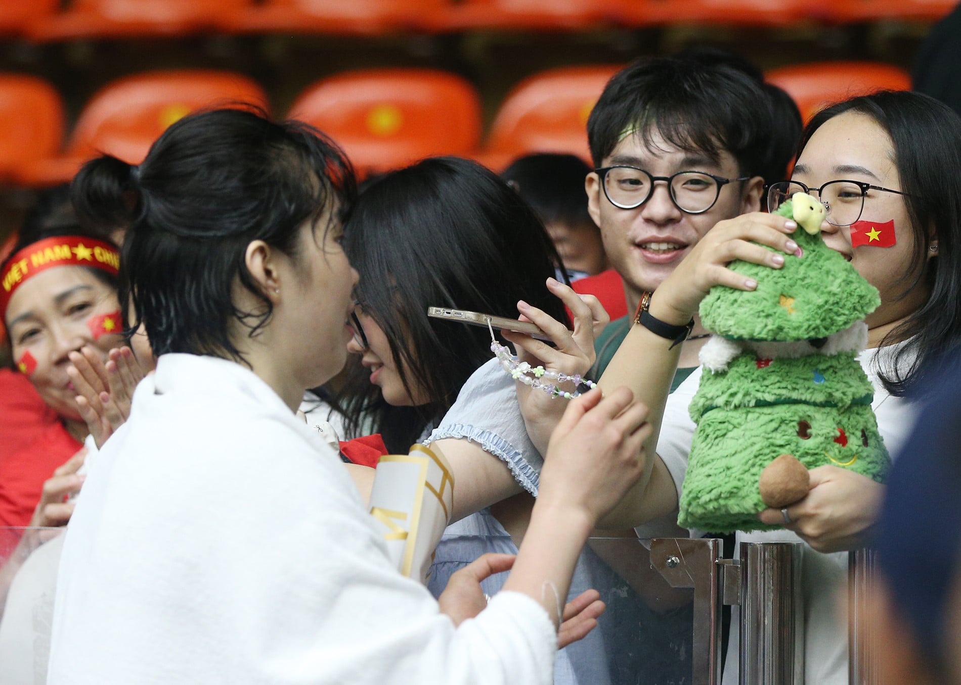 Echipa feminină de volei a Vietnamului, Filipine 3.JPG