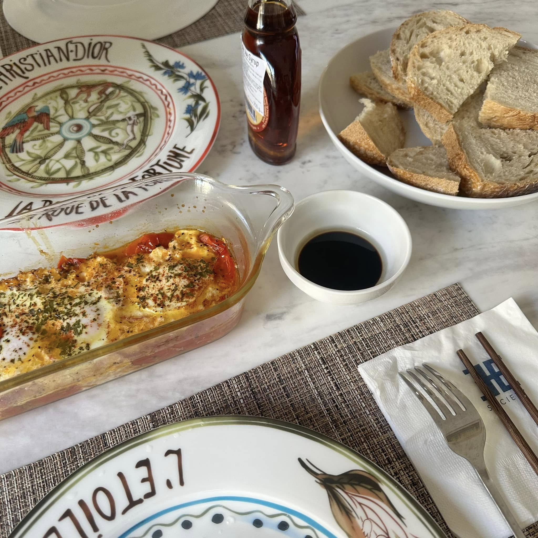 Bóc giá chiếc túi hàng hiệu của Linh Rin trong đám cưới con gái tỉ phú Johnathan Hạnh Nguyễn - Ảnh 13.