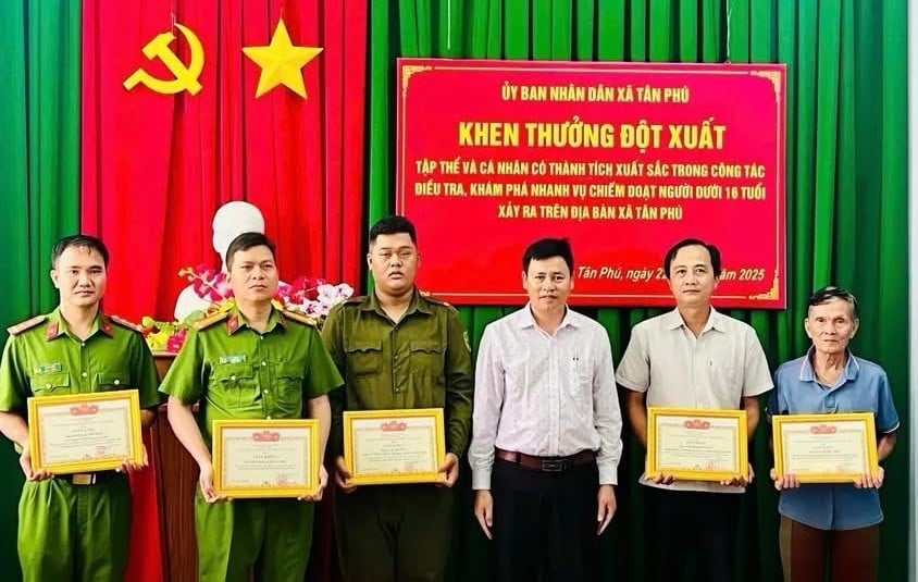 Tajemník stranické pobočky a starosta obce mají blízko k lidem a jsou zodpovědní.