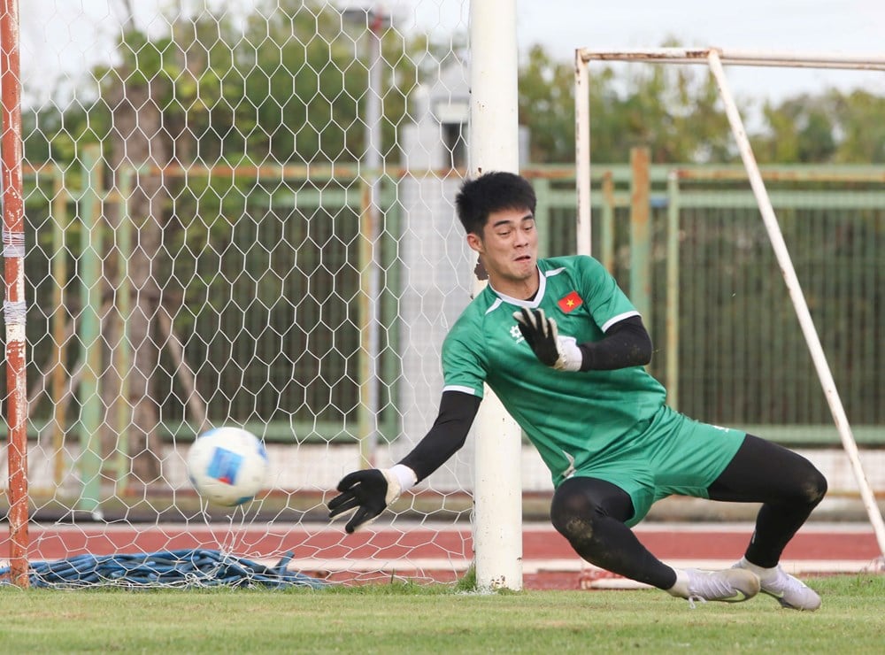 Brankář Vietnamu do 22 let je odhodlaný neinkasovat proti filipínskému týmu do 22 let žádný gól - foto 1