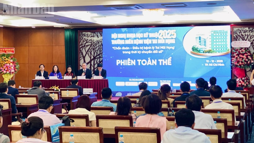 សន្និសីទវិទ្យាសាស្ត្រប្រចាំឆ្នាំរបស់មន្ទីរពេទ្យត្រចៀក ច្រមុះ និងបំពង់ក ទីក្រុងហូជីមិញ។