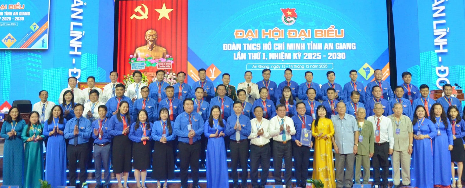 Bapak Phan Duy Bang menjabat sebagai Sekretaris Persatuan Pemuda Provinsi An Giang.