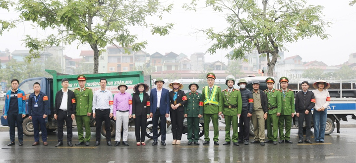Quốc Oai ra quân bảo đảm trật tự, kỷ cương, văn minh đô thị- Ảnh 5.