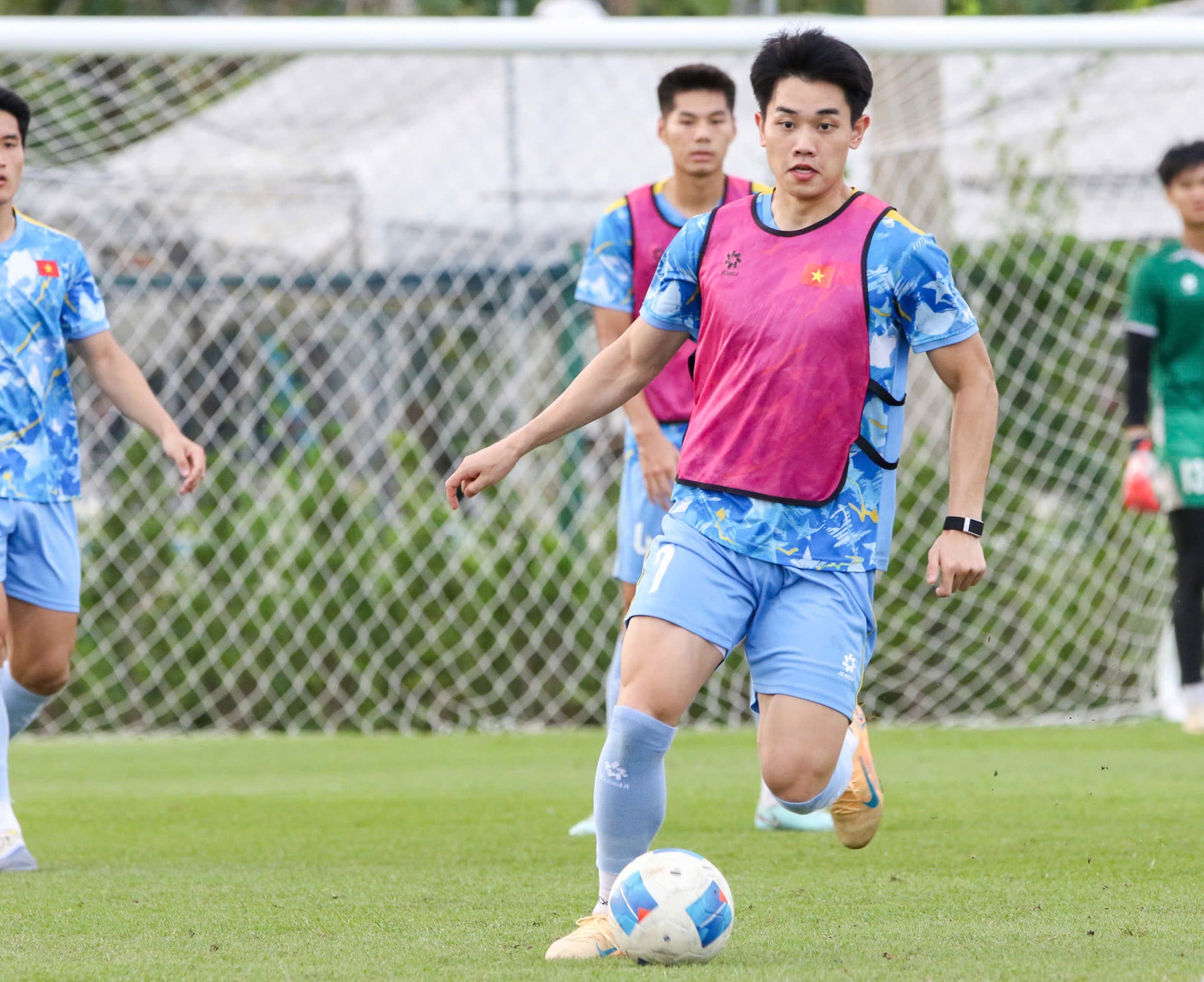 ក្រុម U22 វៀតណាម ៥.jpg