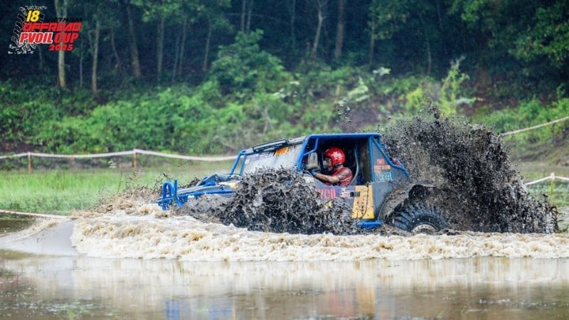 សមាគមអ្នកប្រណាំងរថយន្តវៀតណាម (VMA) បានរៀបចំការប្រកួតប្រណាំងរថយន្តក្រៅផ្លូវវៀតណាម (Vietnam Off-Road Car Racing Championship PVOIL Cup) ដោយជោគជ័យជាបន្តបន្ទាប់ចាប់ពីឆ្នាំ ២០២២ ដល់ ២០២៥។