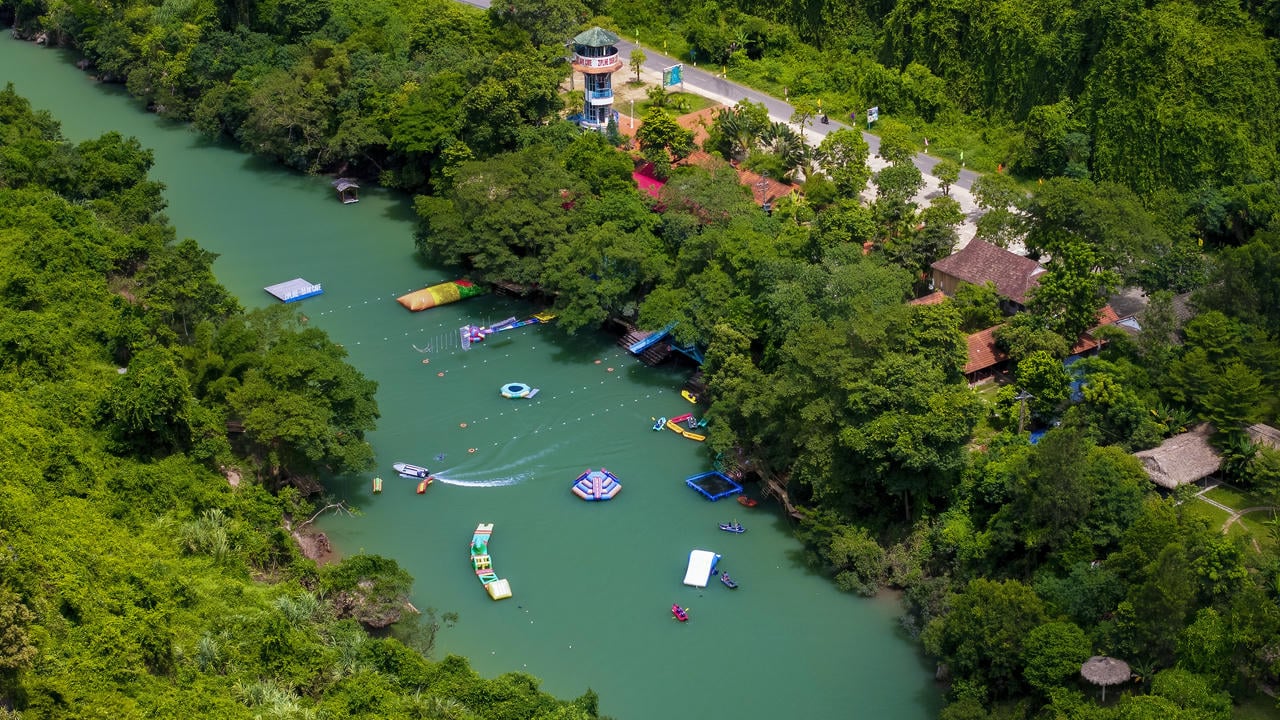 ទន្លេឆាយ - រូងភ្នំងងឹត៖ បទពិសោធន៍អេកូឡូស៊ី និងផ្សងព្រេងដ៏ពិសេសមួយនៅក្នុងចំណុចកណ្តាលនៃតំបន់បេតិកភណ្ឌធម្មជាតិពិភពលោក ផុងញ៉ា - កែបាង។