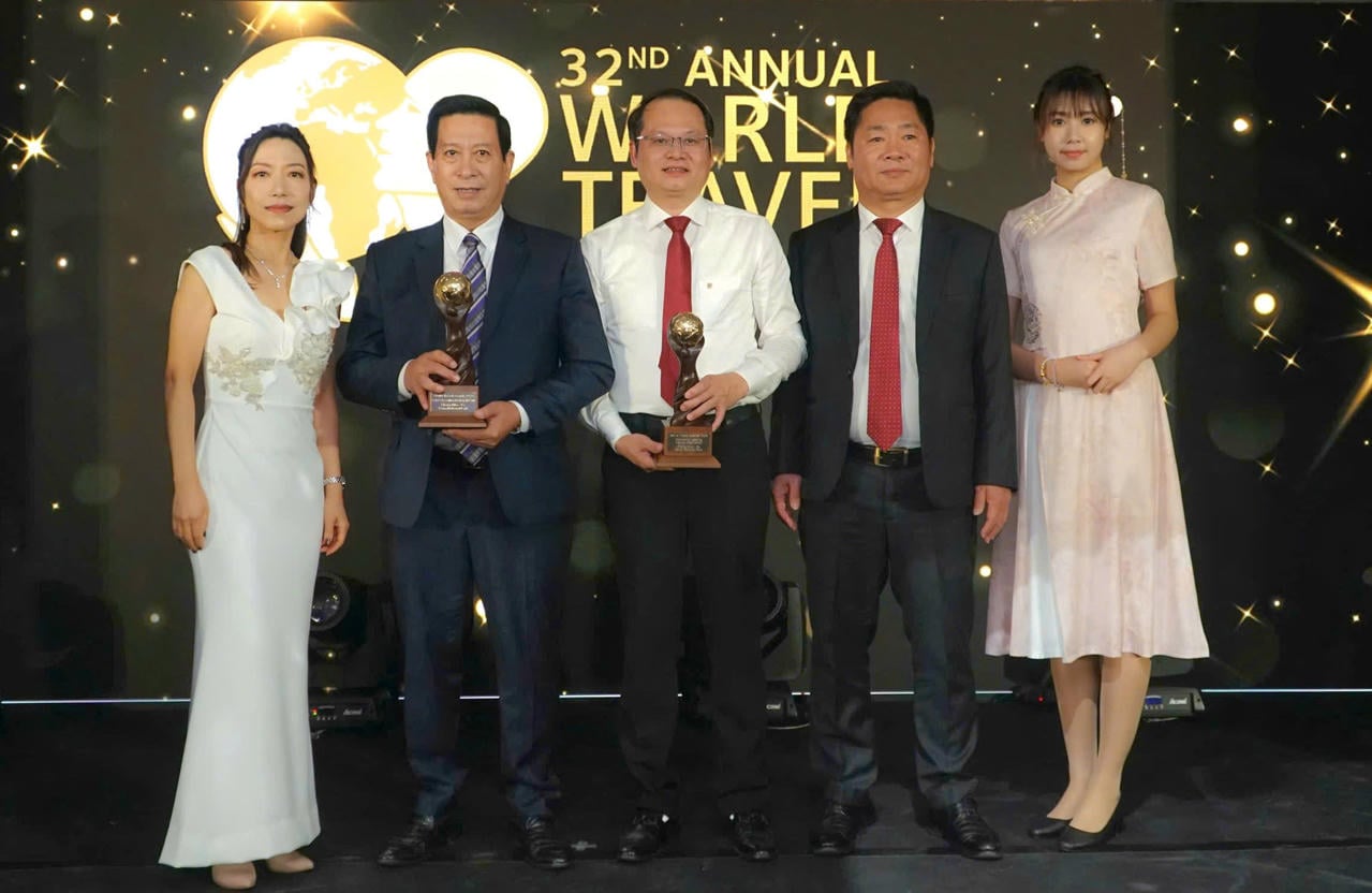 ឧទ្យានជាតិផុងញ៉ា-កែបាង ទទួលបាន «ជ័យជម្នះទ្វេដង» ជាប្រវត្តិសាស្ត្រនៅក្នុងពិធីប្រគល់រង្វាន់ទេសចរណ៍ពិភពលោក (WTA 2025)។