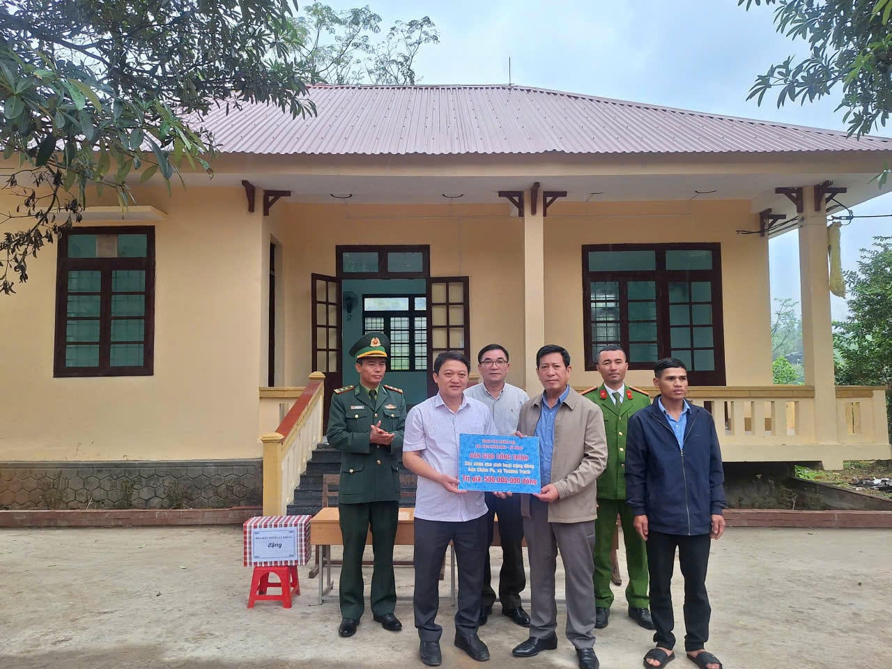 ការអភិវឌ្ឍទេសចរណ៍ រួមជាមួយនឹងជីវភាពរស់នៅប្រកបដោយចីរភាព សម្រាប់ប្រជាជននៅក្នុងតំបន់ទ្រនាប់ជុំវិញឧទ្យានជាតិ។