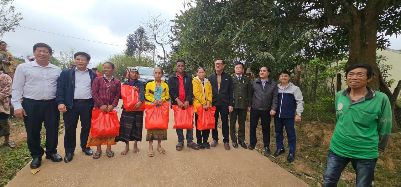 ទេសចរណ៍ដែលមានទំនួលខុសត្រូវជួយប្រជាជននៅតំបន់ទ្រនាប់ស្វែងរកការងារ និងឱកាសកាន់តែច្រើនសម្រាប់ការកាត់បន្ថយភាពក្រីក្រប្រកបដោយចីរភាព។