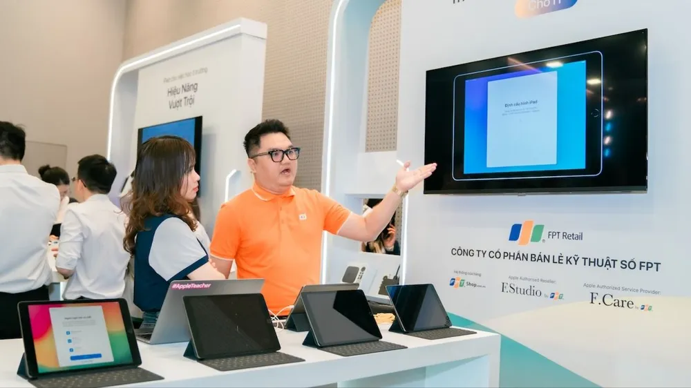 FPT Shop devient officiellement partenaire commercial d'Apple au Vietnam.